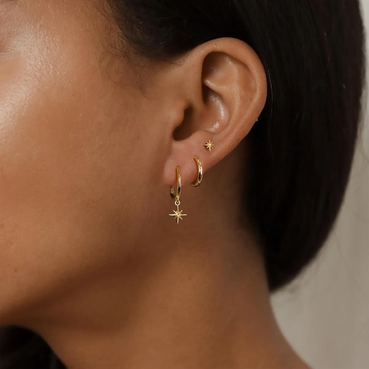 CAROVO Gold Hoop Earrings Set for Women, Dainty 14K Gold/Silver Plated CZ Cartilage Earring Huggie Hoop Earring Set Multiple Piercing Ear Jacket Stud Earrings Jewelry Gifts for Her
