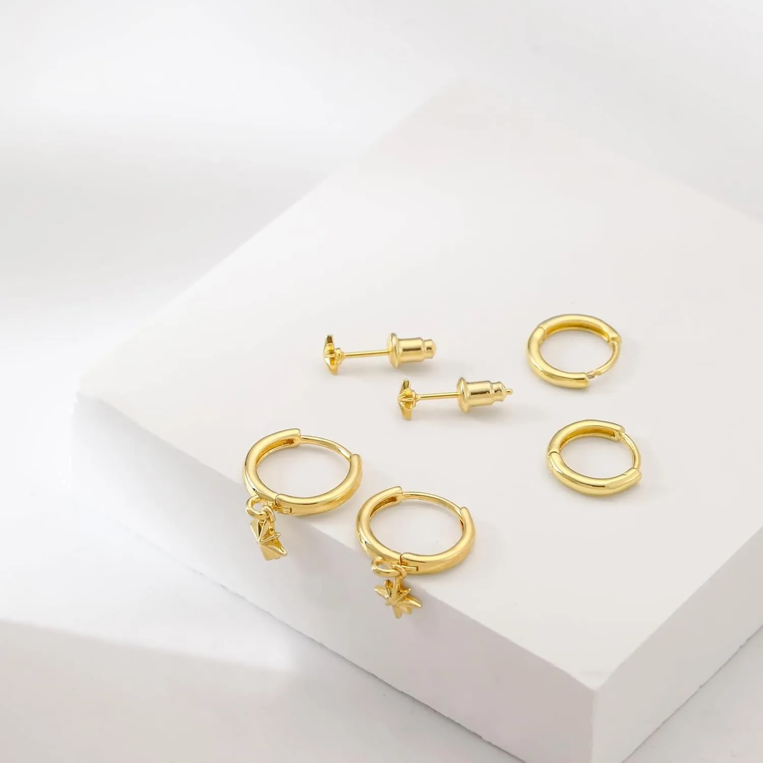 CAROVO Gold Hoop Earrings Set for Women, Dainty 14K Gold/Silver Plated CZ Cartilage Earring Huggie Hoop Earring Set Multiple Piercing Ear Jacket Stud Earrings Jewelry Gifts for Her