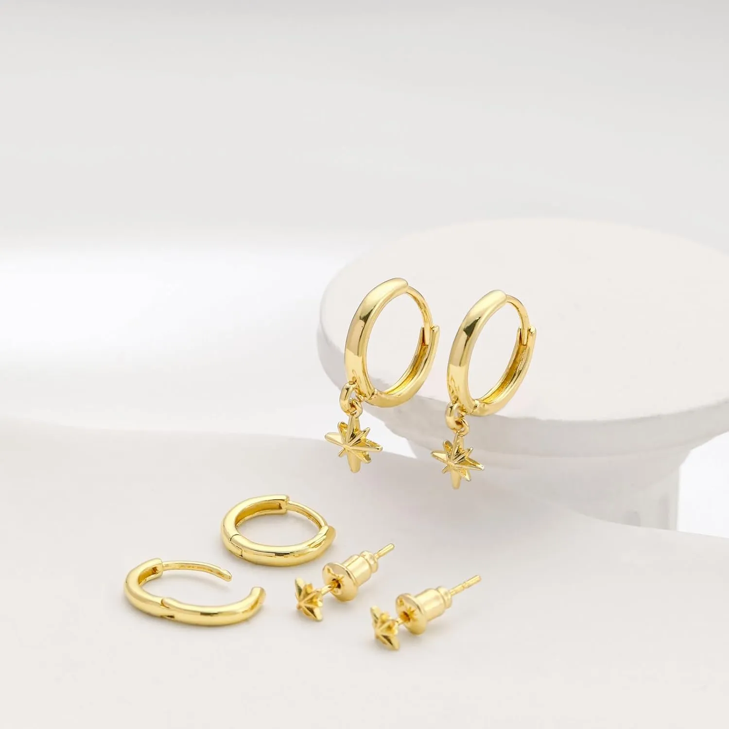 CAROVO Gold Hoop Earrings Set for Women, Dainty 14K Gold/Silver Plated CZ Cartilage Earring Huggie Hoop Earring Set Multiple Piercing Ear Jacket Stud Earrings Jewelry Gifts for Her
