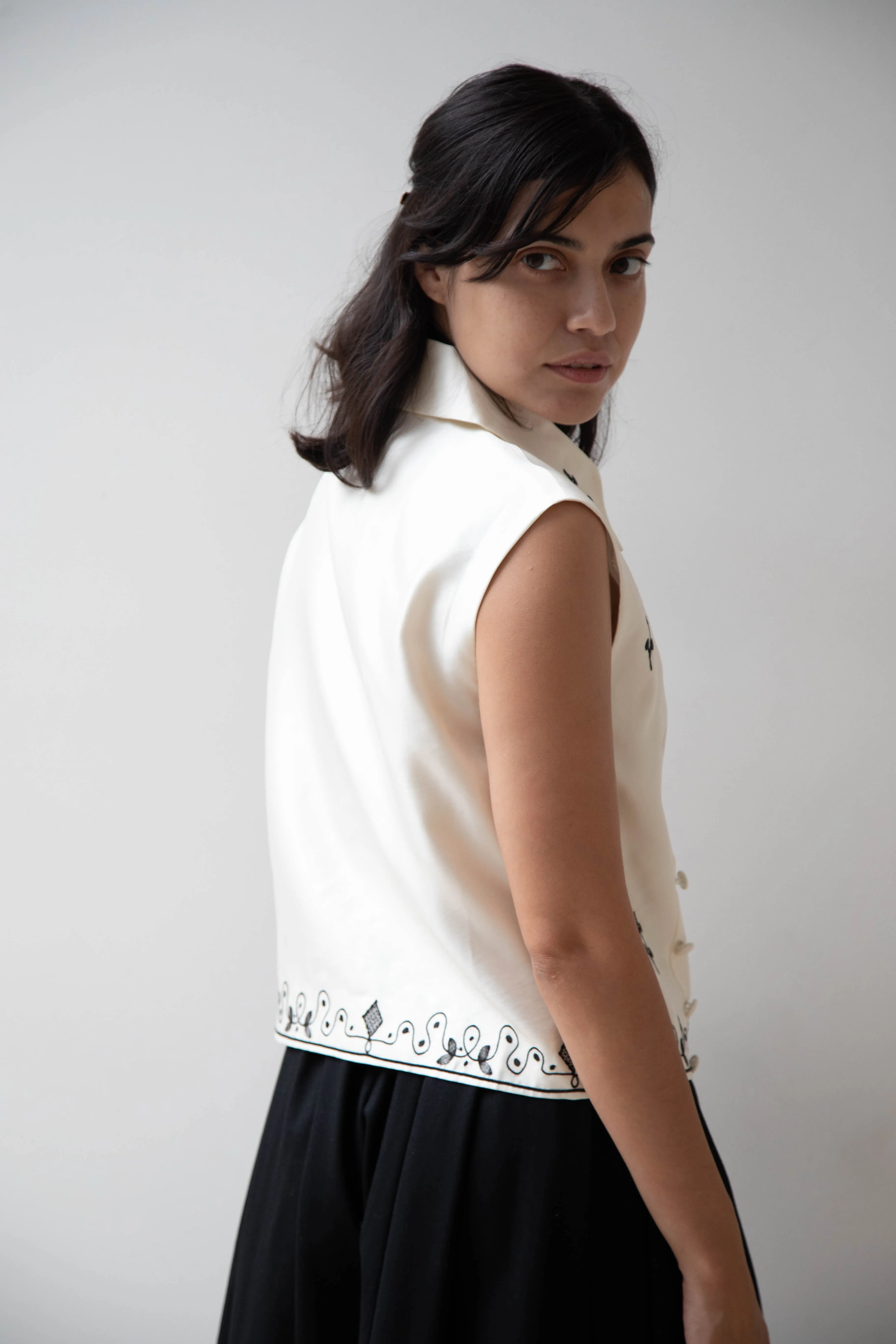 Delegan | Ivory Vest with Embroidery
