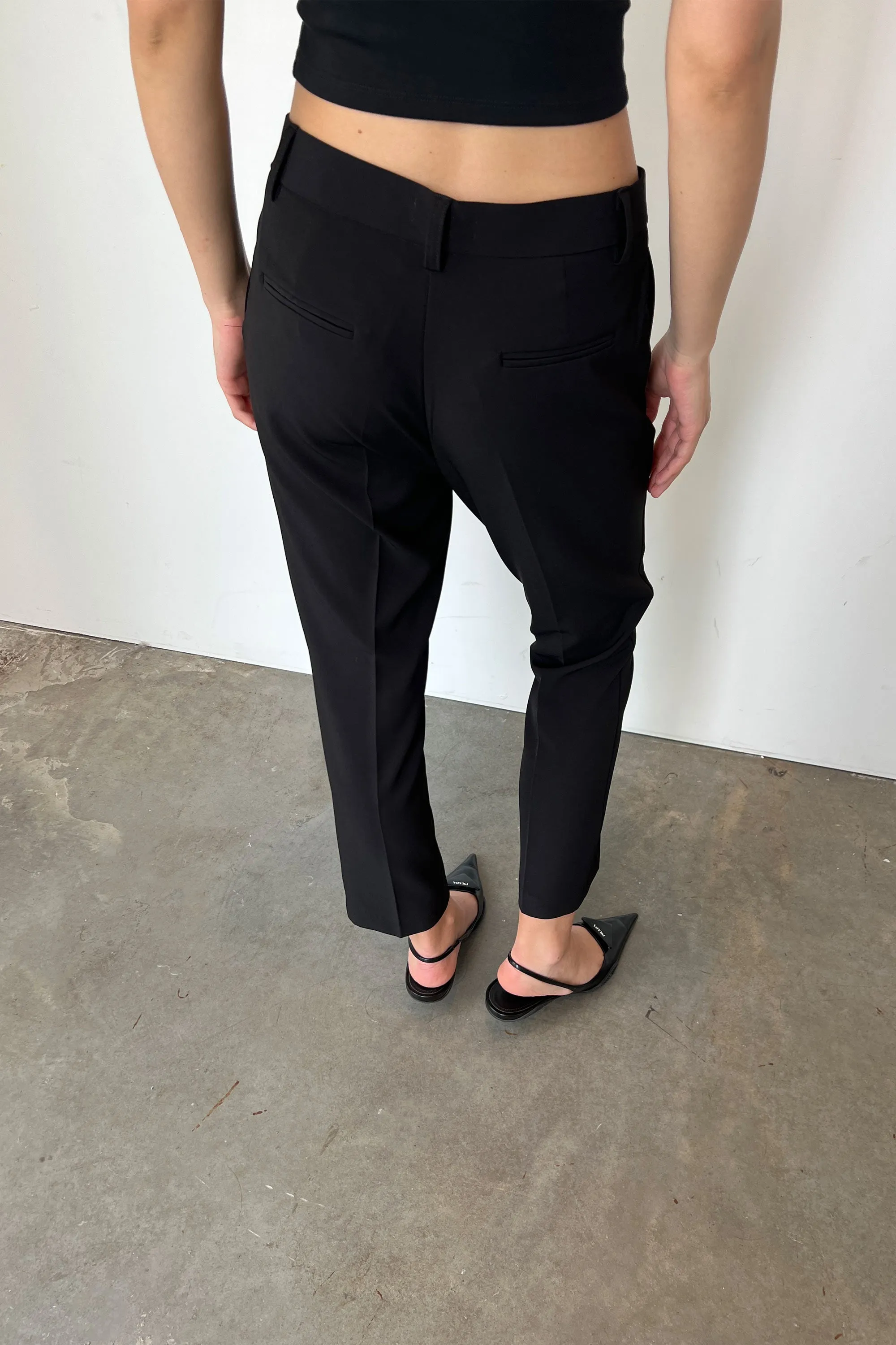 TAPERED TROUSER