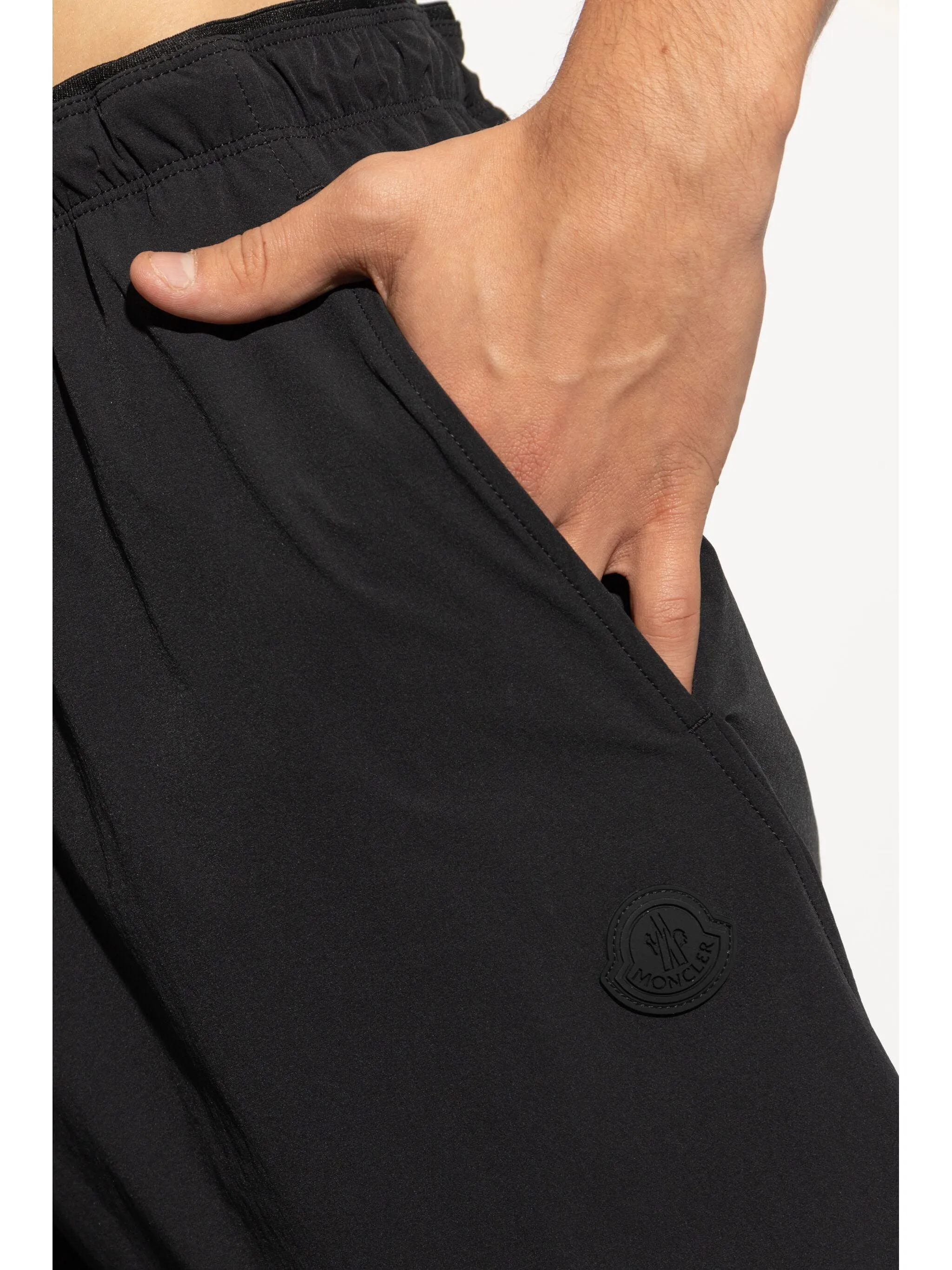 tapered trousers